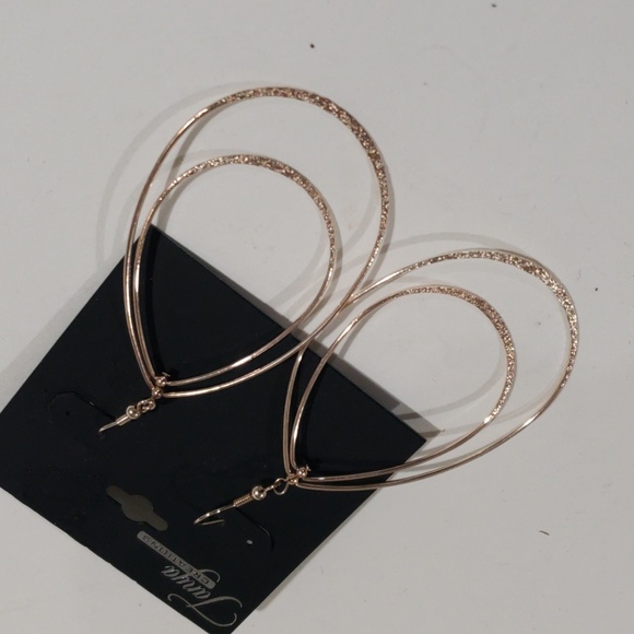 Gold tone Polished Textured Double Hoops 3.25-in drop Earrings - Women's Jewelry - Picture 7 of 11